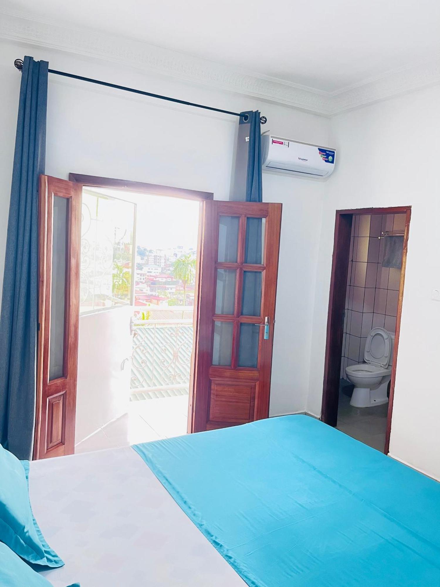 Appartements Modernes, Wifi, Tv - Yaounde, Omnisports Ngoại thất bức ảnh